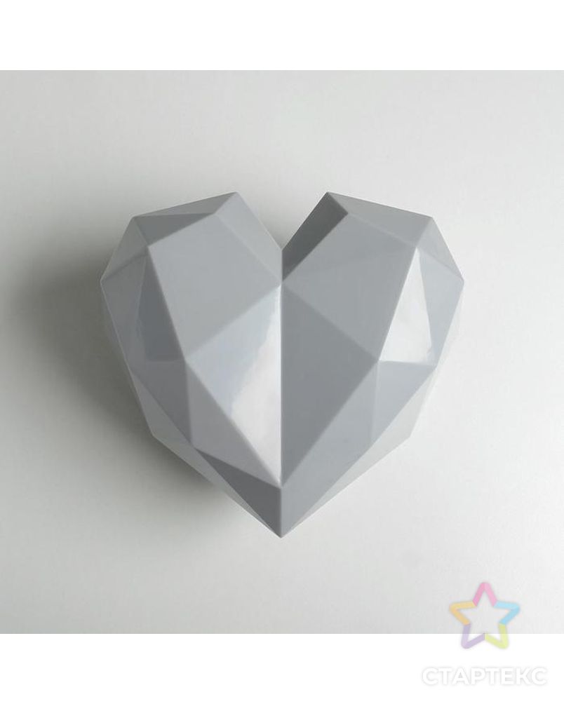Подарочная коробка «Серое сердце», 18 × 18 × 12.5 см арт. СМЛ-105429-1-СМЛ0005195138 2