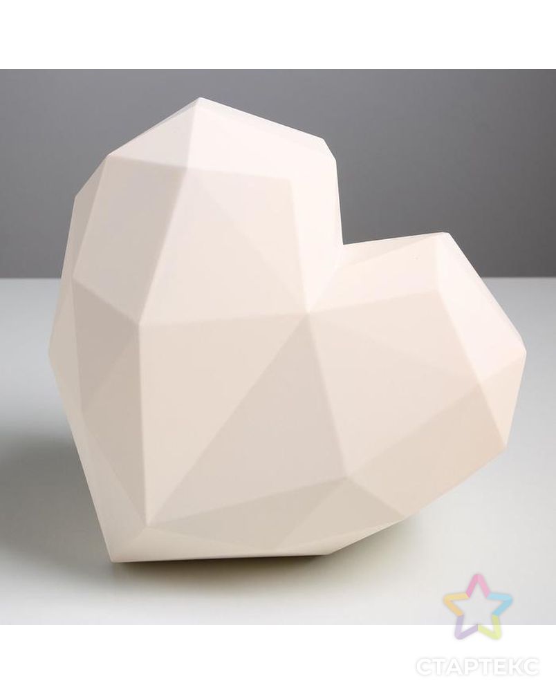 Подарочная коробка «Белое сердце» матовая, 25 × 25 × 18 см арт. СМЛ-125031-1-СМЛ0005218382 1