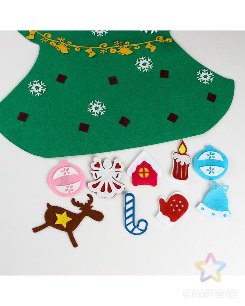 Интерьерная ёлка "Новогодняя", 22 игрушки на липучках, 2 гирлянды, 10 снежинок, 86×60 см арт. СМЛ-113520-1-СМЛ0005239305 4