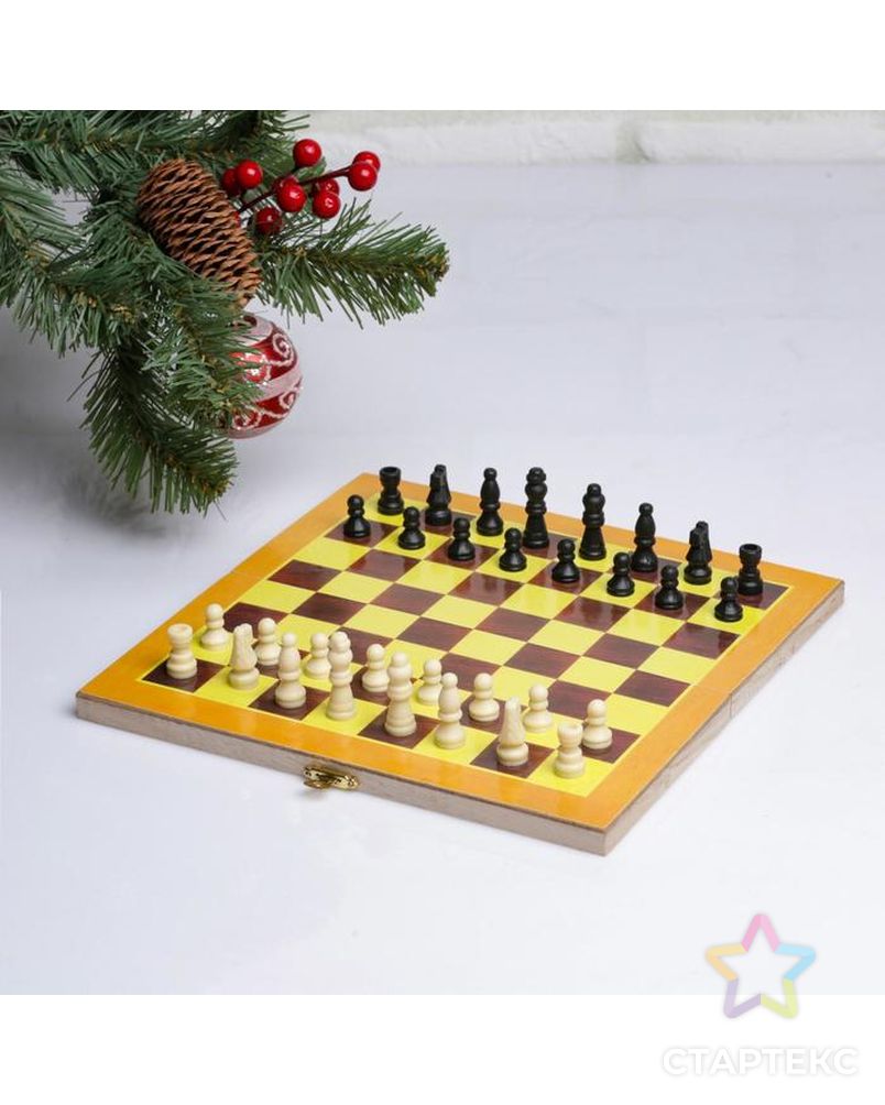 Шахматы "С Новым годом", дерево,  24х24 см арт. СМЛ-115752-1-СМЛ0005390172 3