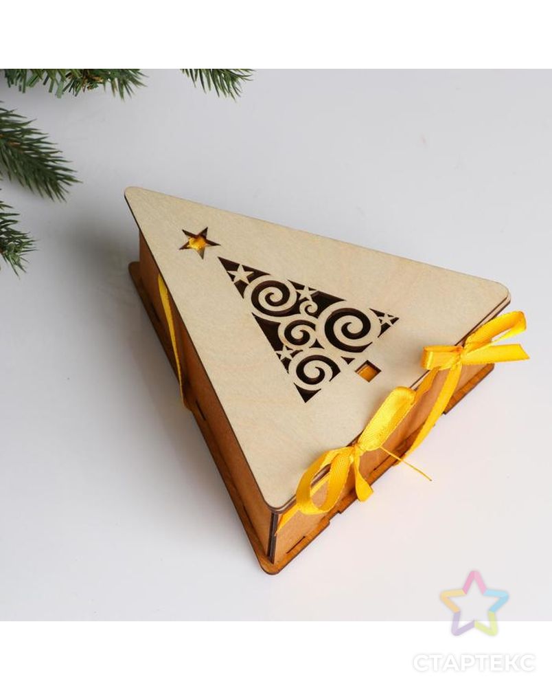 Коробка деревянная, 14.5×13.5×5.5 см "Новогодняя. Треугольник + ёлка", подарочная упаковка арт. СМЛ-121996-1-СМЛ0005400569 1