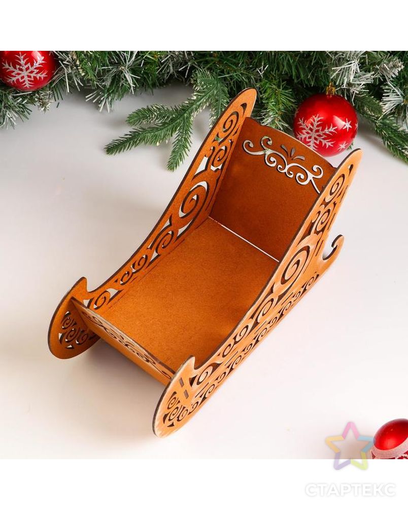 Кашпо деревянное, 32×13×19 см "Новогоднее. Сани с вензелями", подарочная упаковка арт. СМЛ-155048-1-СМЛ0005400570 3