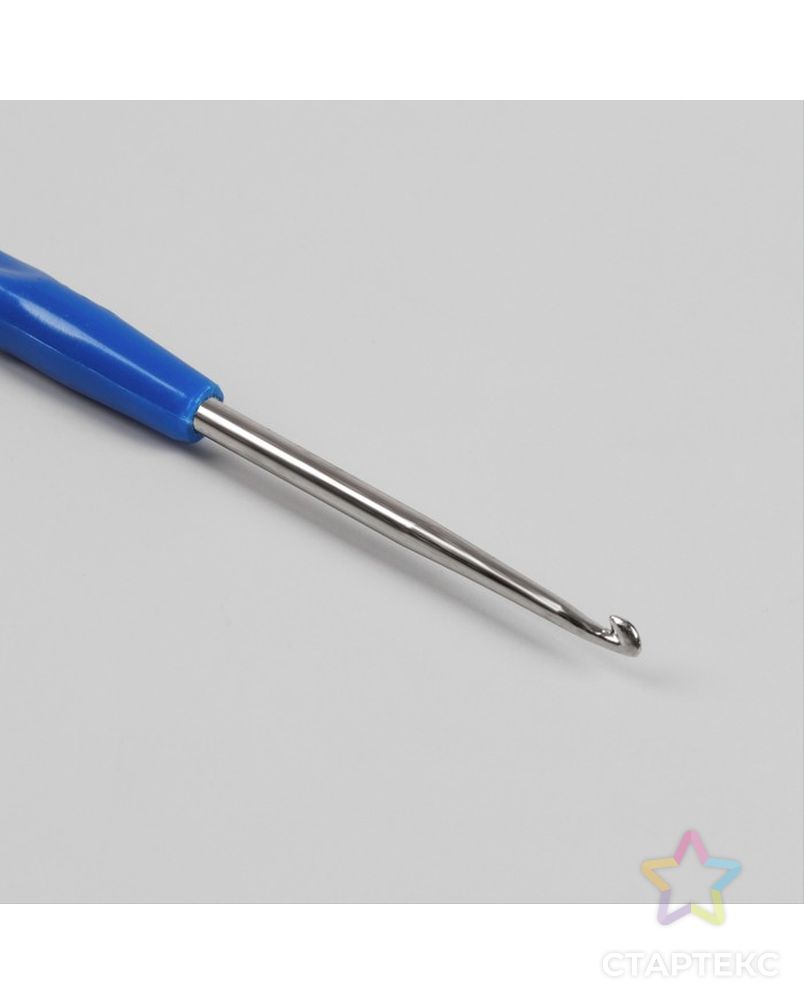 Крючок для вязания, с пластиковой ручкой, d = 2,5 мм, 13,5 см арт. СМЛ-19616-2-СМЛ0555347 2
