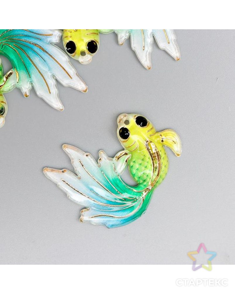 Декор для творчества пластик "Рыбка жёлтая с зелёно-голубым хвостом" с золотом 2,5х3 см арт. СМЛ-155998-1-СМЛ0006300841 1