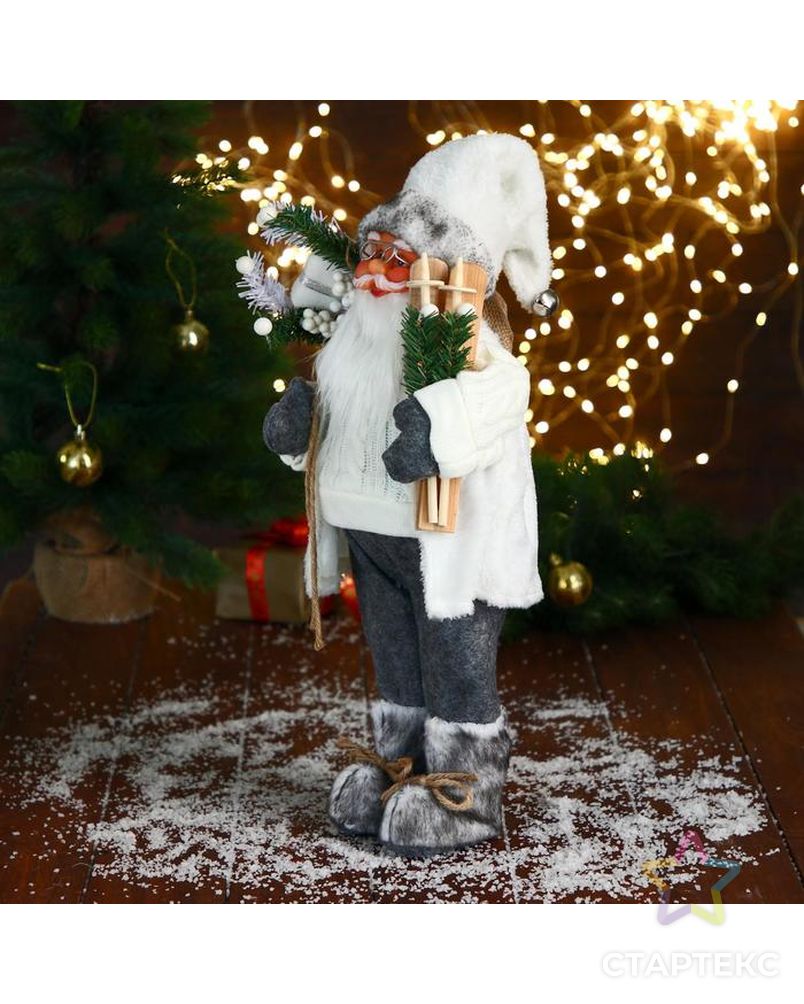 Дед Мороз "В белом свитере, с лыжами" двигается, 17х45 см арт. СМЛ-185084-1-СМЛ0006938369 3