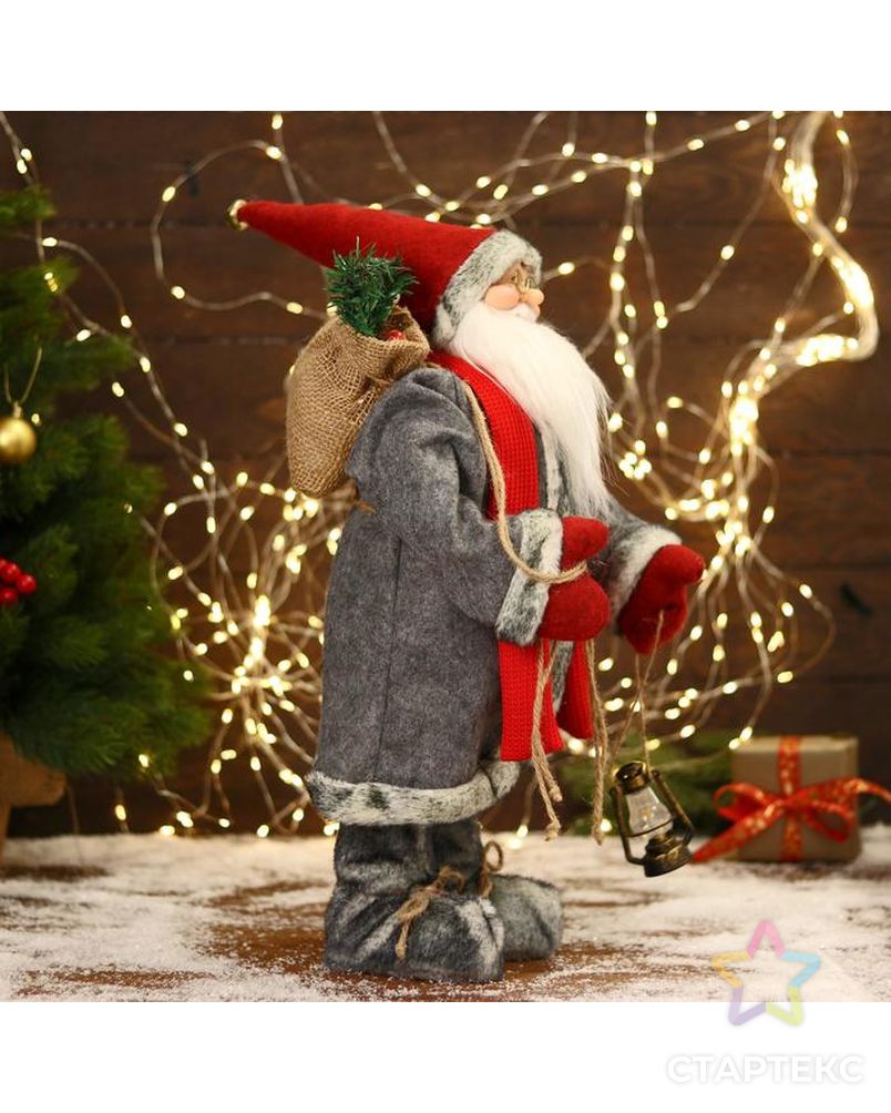 Дед Мороз "В красно-серой шубке и варежках" двигается, 17х45 см арт. СМЛ-170849-1-СМЛ0006938370 4