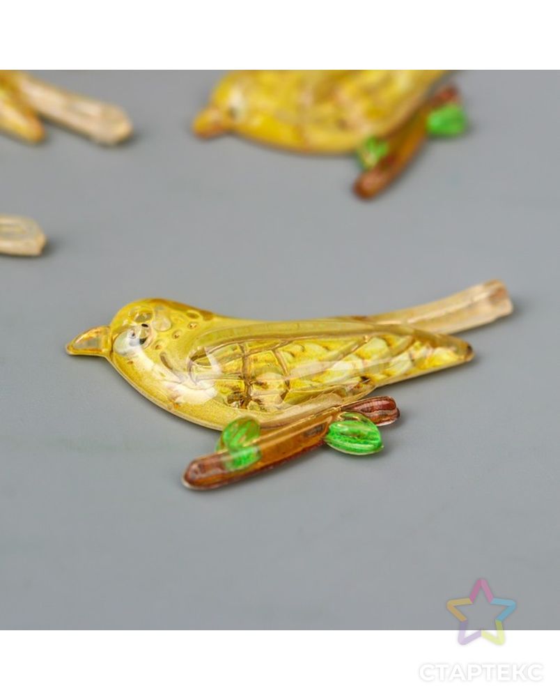 Декор для творчества пластик "Птица на ветке жёлтая" с золотом 1,6х3,1 см арт. СМЛ-201307-1-СМЛ0007322339 2