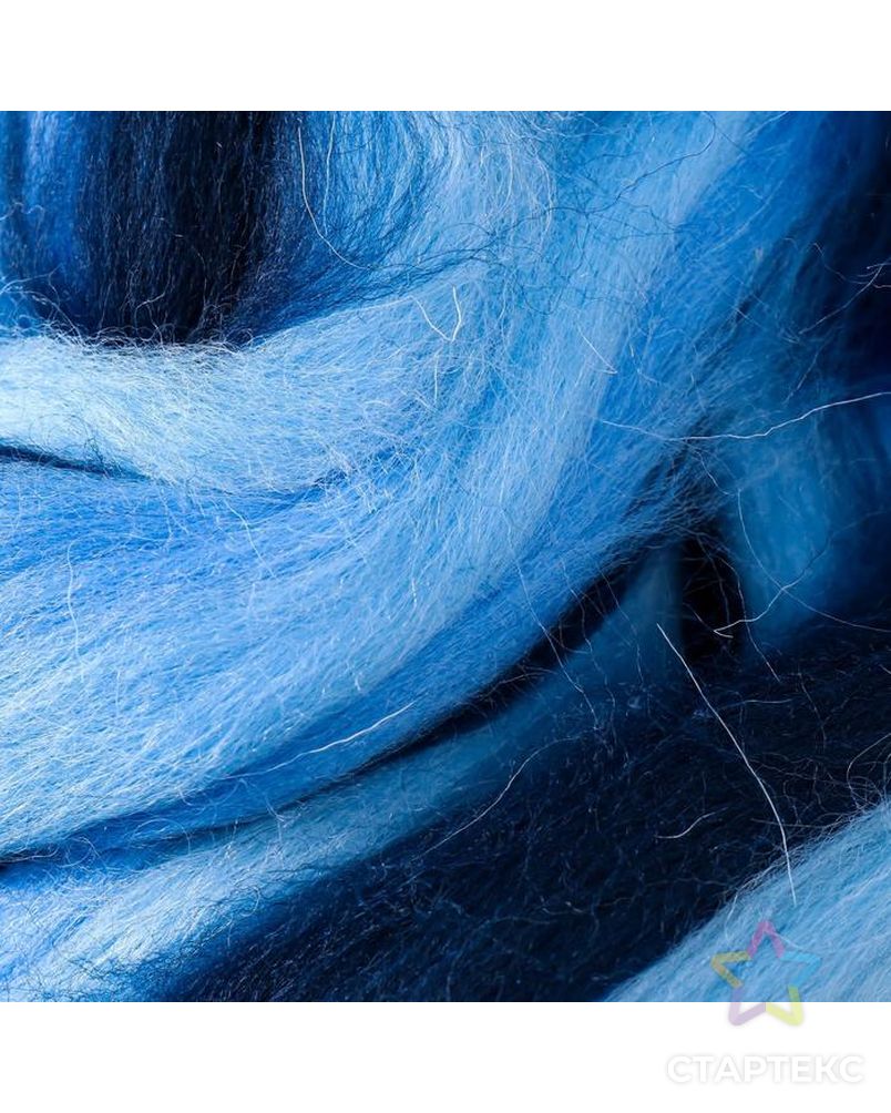 Гребенная лента 100% полутонкая шерсть мультиколор 100гр (1261 мультиколор (т.синий, св.голу арт. СМЛ-185296-1-СМЛ0007376369