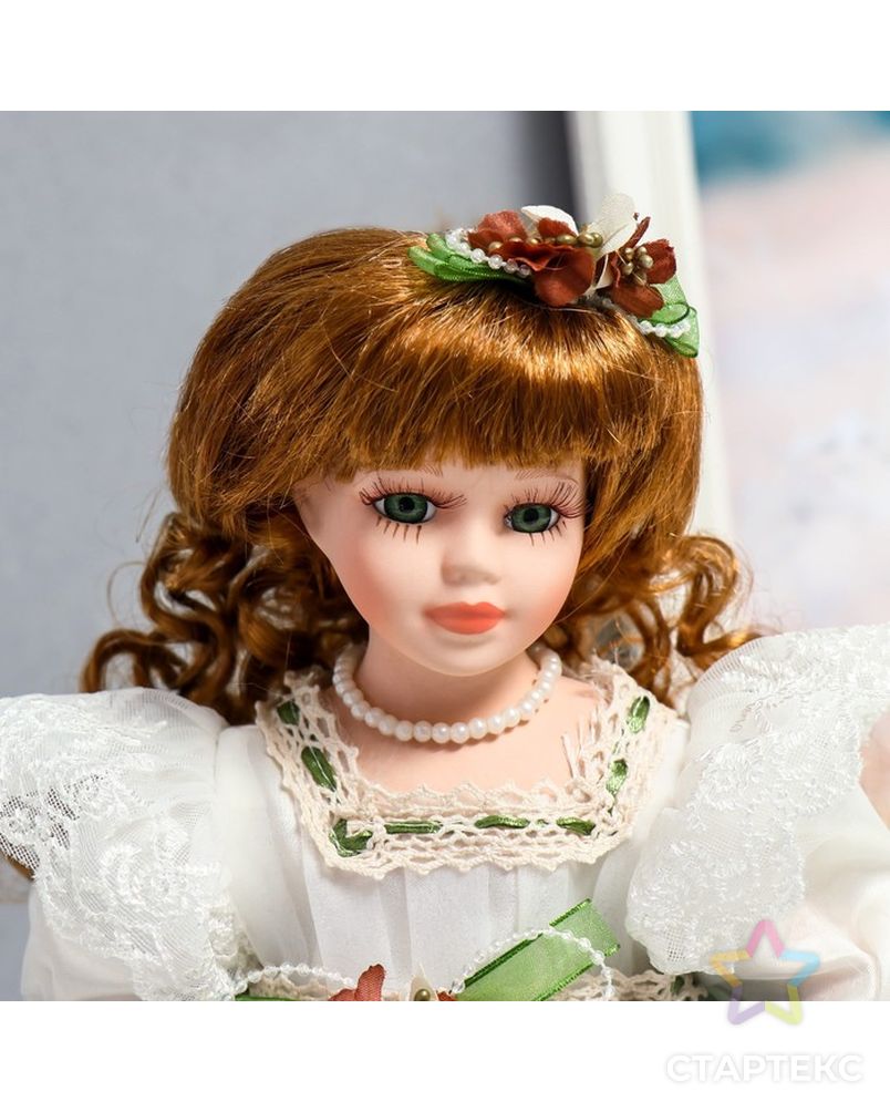 Кукла коллекционная керамика "Агата в бело-зелёном платье и с цветами в волосах" 30 см арт. СМЛ-231594-1-СМЛ0007390264 5